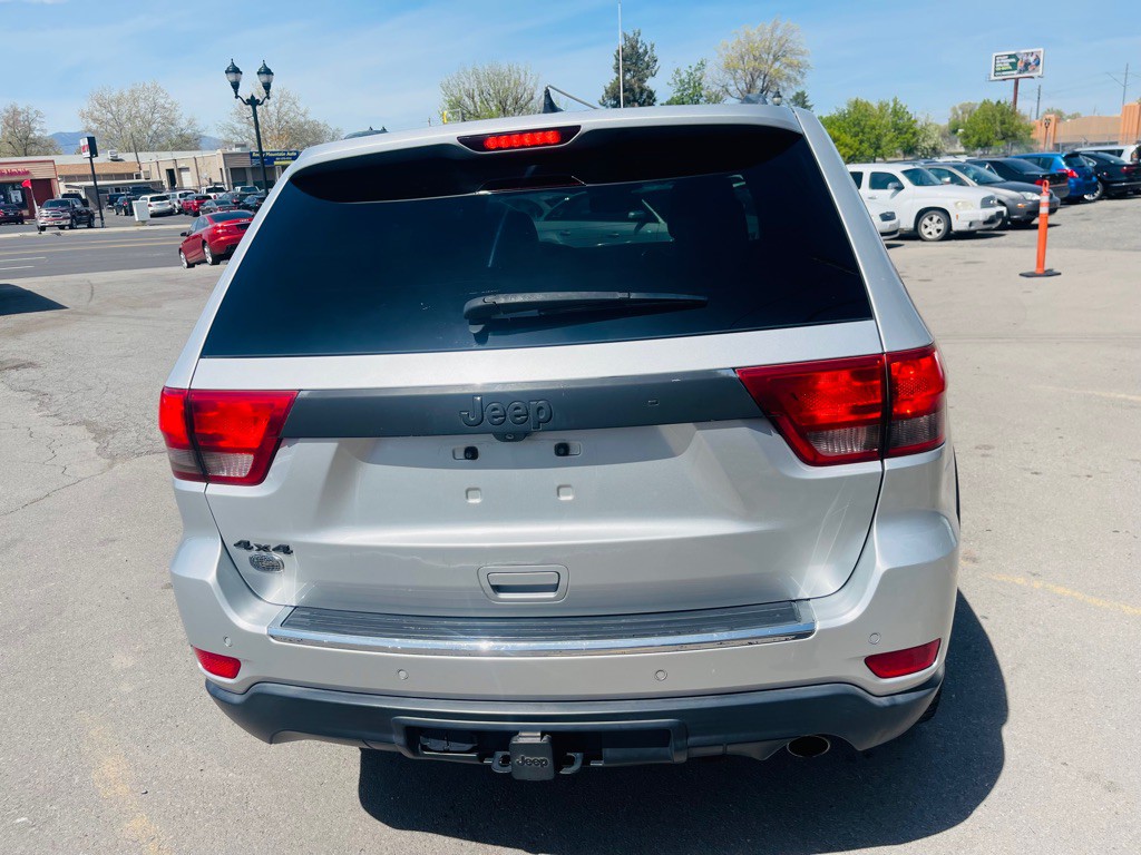 2012 Jeep Grand Cherokee Image 6