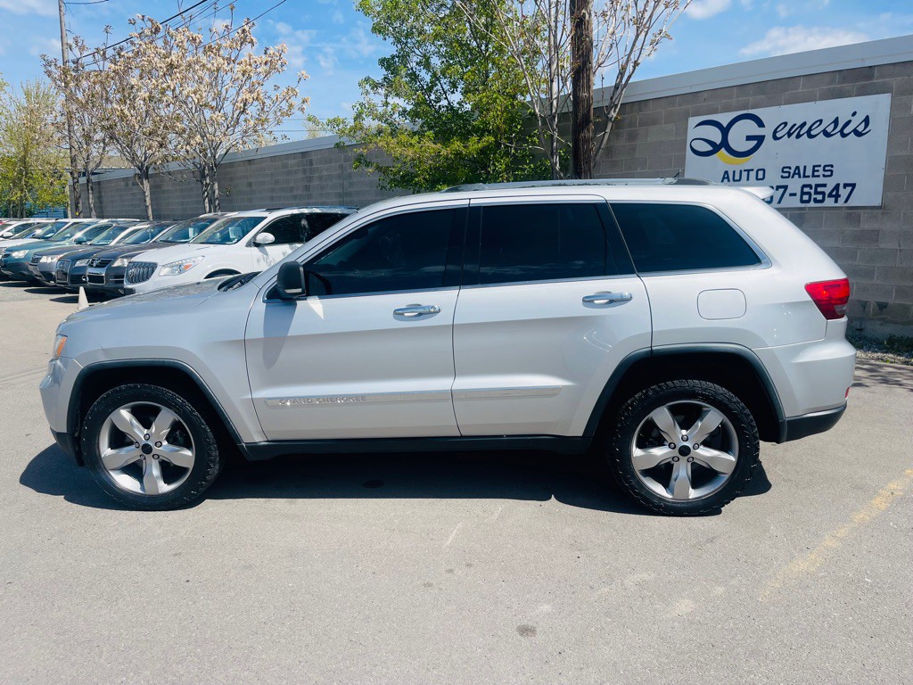 2012 Jeep Grand Cherokee Image 10