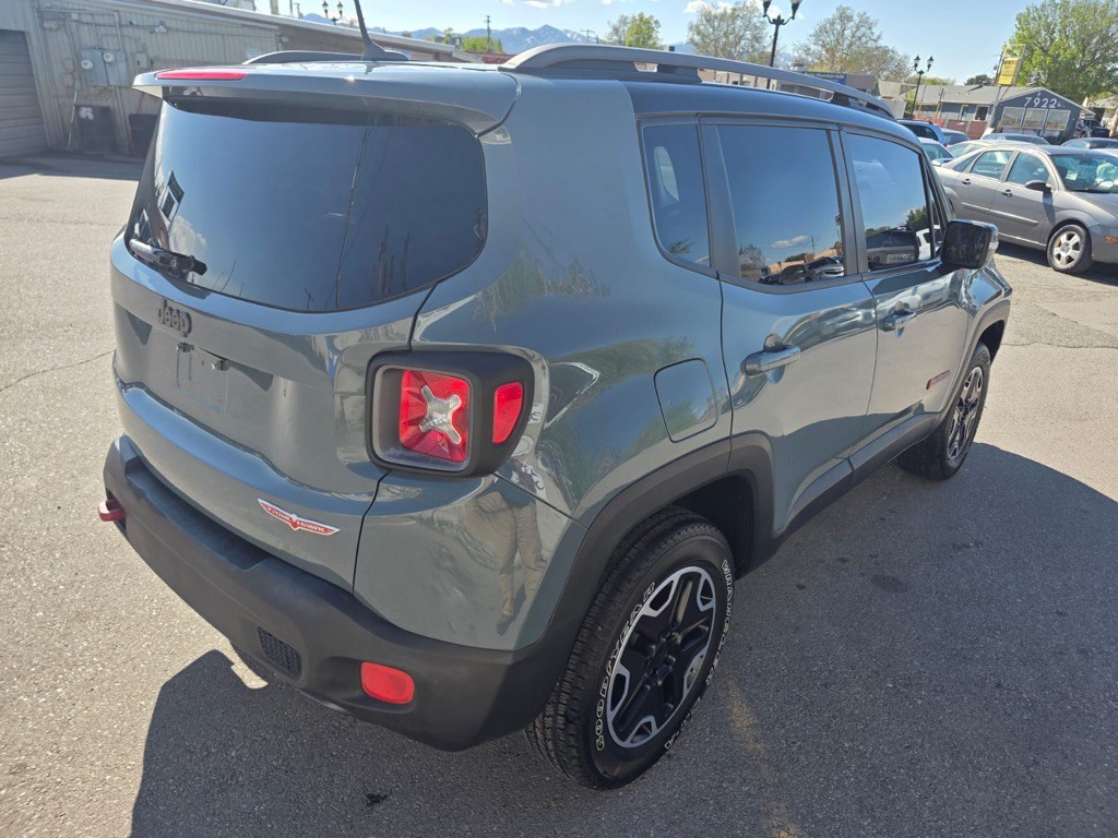 2015 Jeep Renegade Image 5