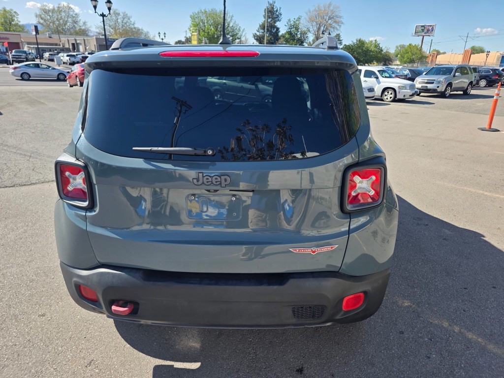 2015 Jeep Renegade Image 6