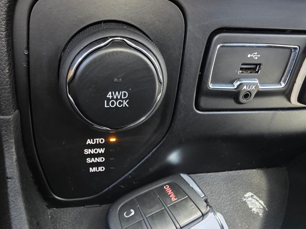 2015 Jeep Renegade Image 15