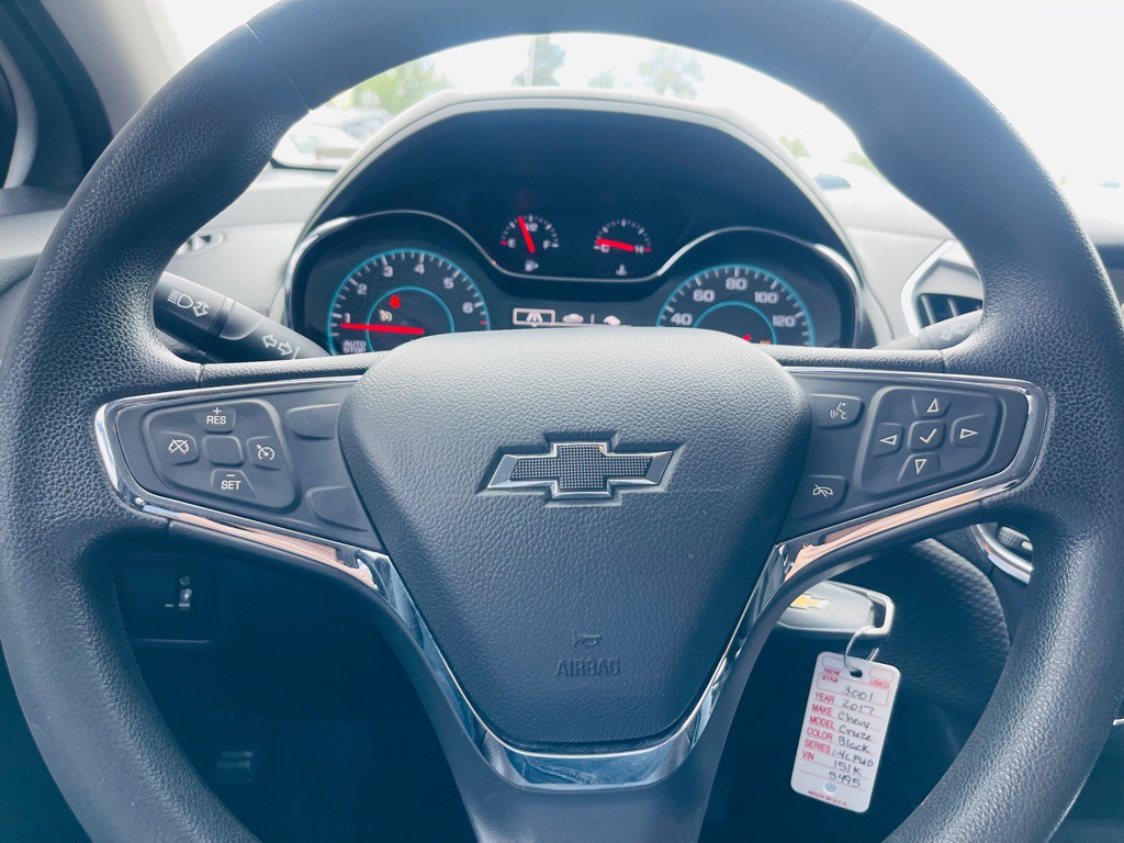 2017 Chevrolet Cruze Image 12