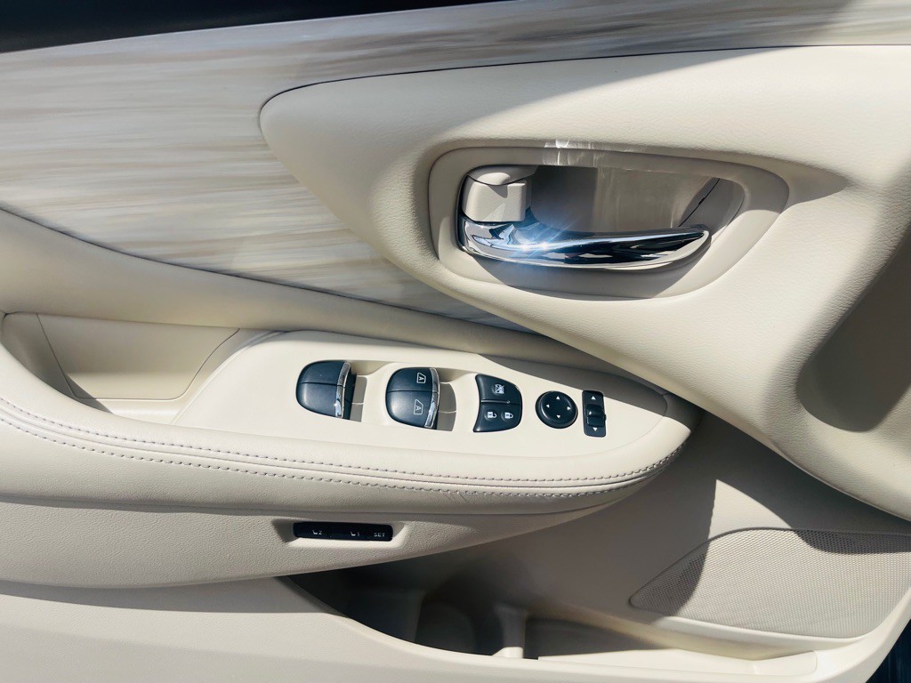 2016 Nissan Murano Image 9