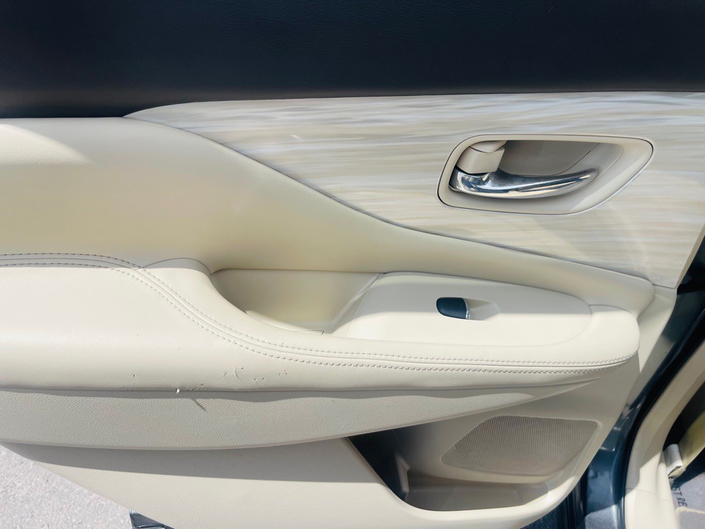 2016 Nissan Murano Image 18