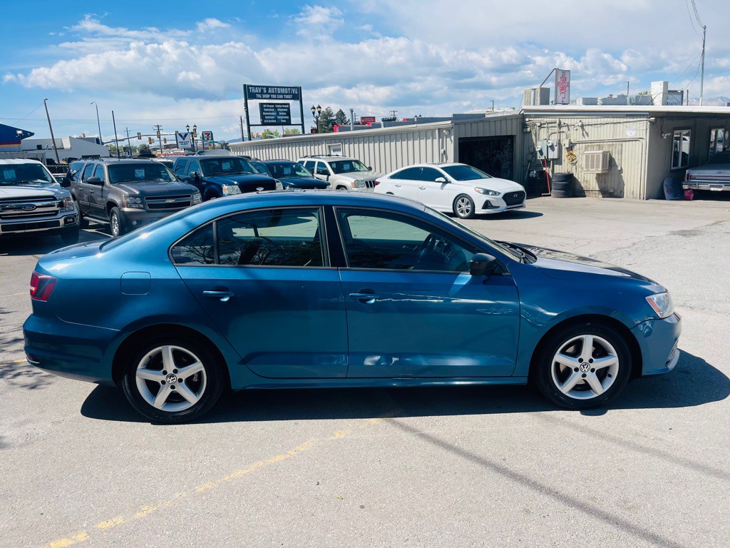 2016 Volkswagen Jetta Image 4