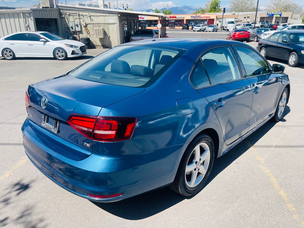 2016 Volkswagen Jetta Image 5