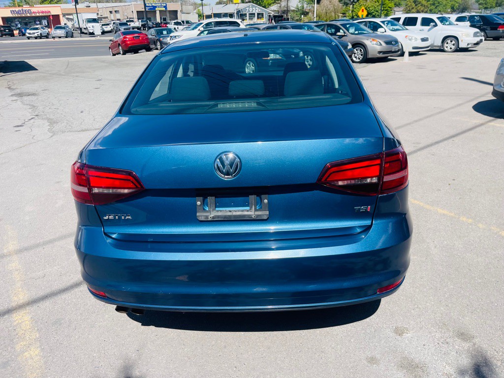 2016 Volkswagen Jetta Image 6
