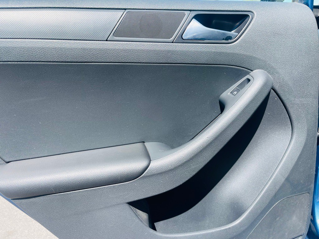 2016 Volkswagen Jetta Image 15