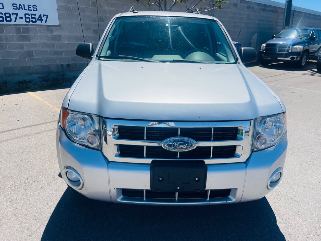 2012 Ford Escape Image 2