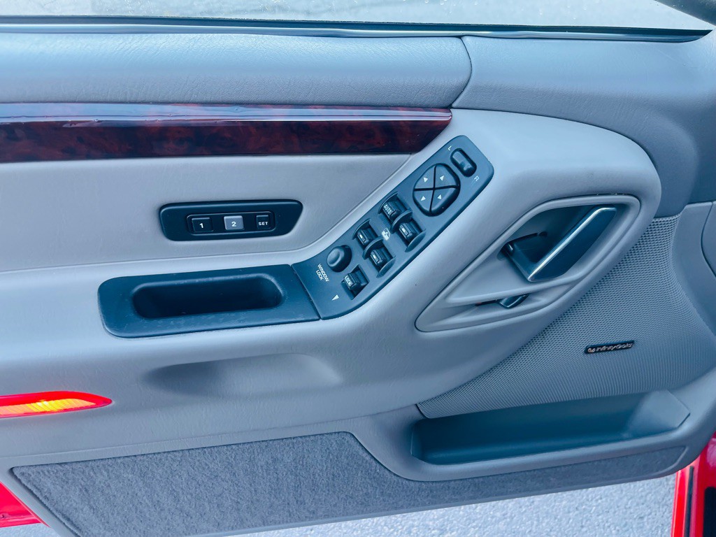 2000 Jeep Grand Cherokee Image 9