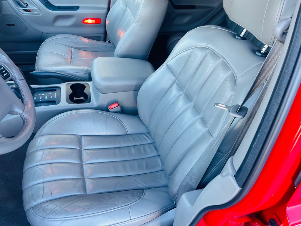 2000 Jeep Grand Cherokee Image 10