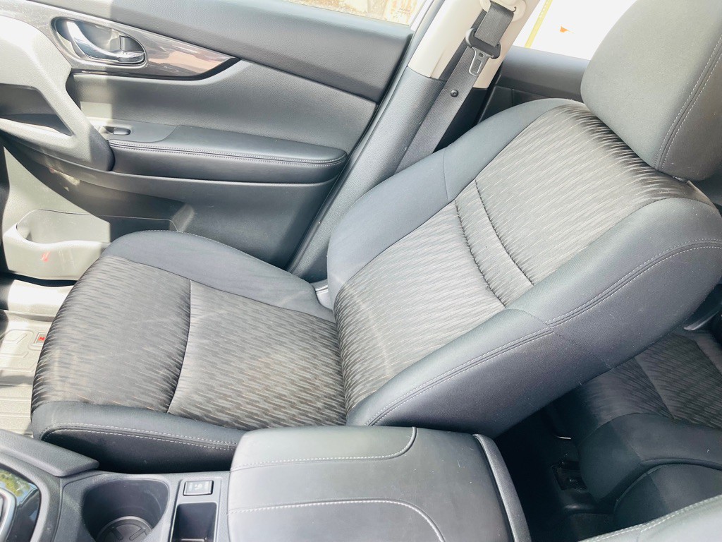 2017 Nissan Rogue Image 11