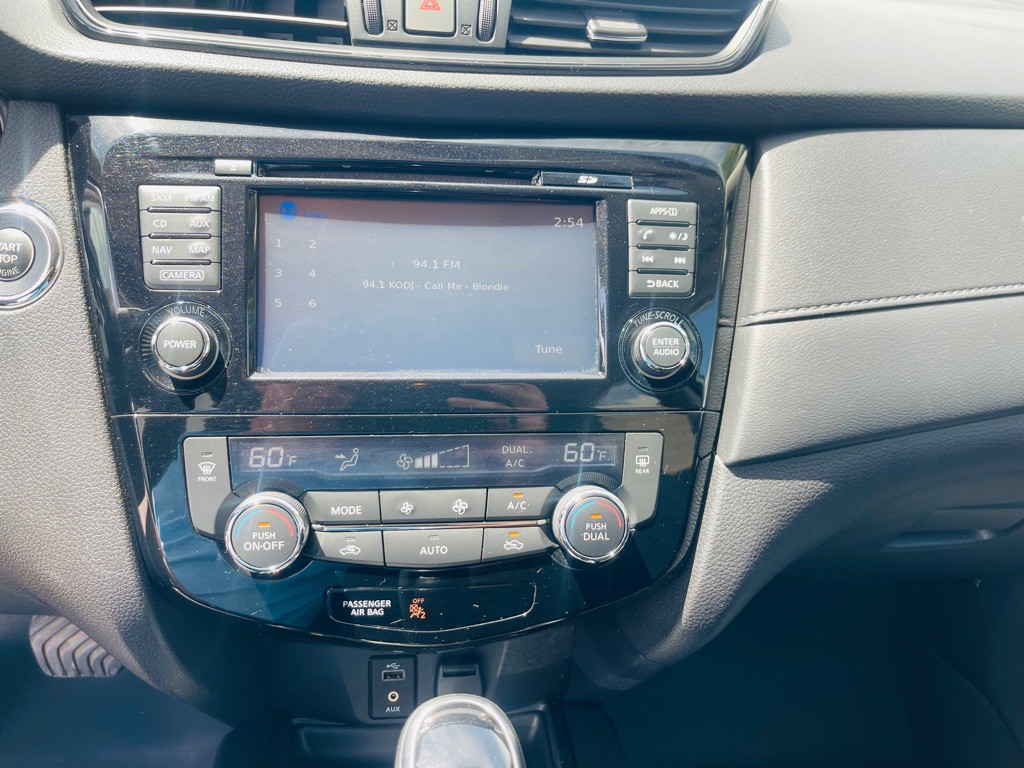 2017 Nissan Rogue Image 14