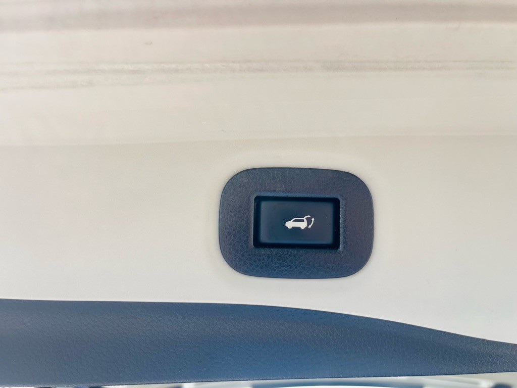 2017 Nissan Rogue Image 23