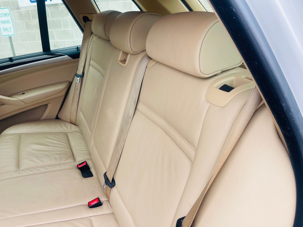 2008 BMW X5 Image 19
