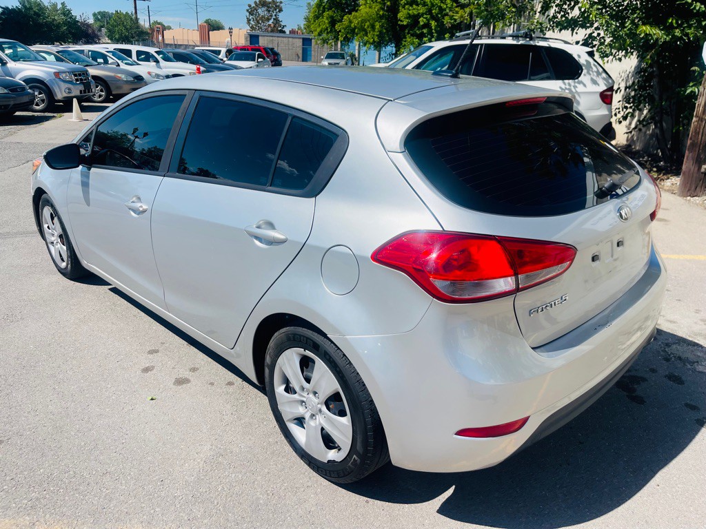 2016 Kia Forte Image 7