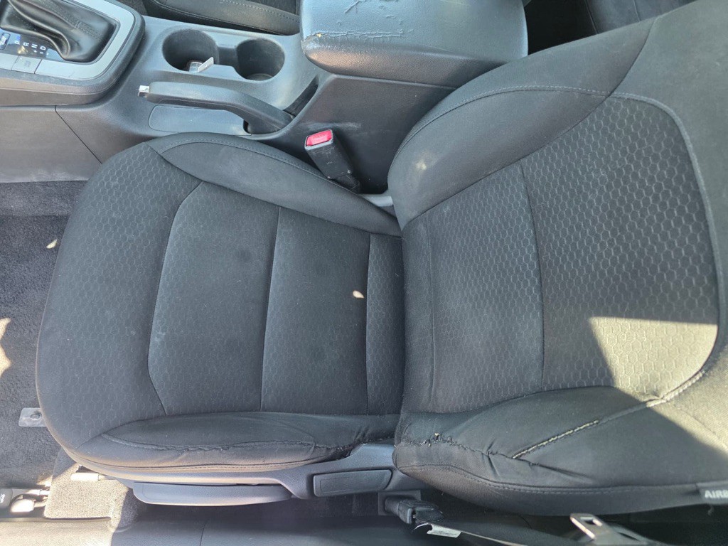2019 Hyundai Elantra Image 10