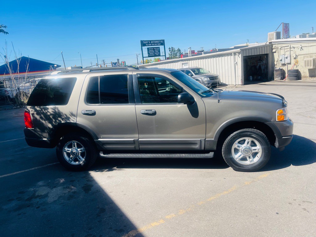 2003 Ford Explorer Image 4