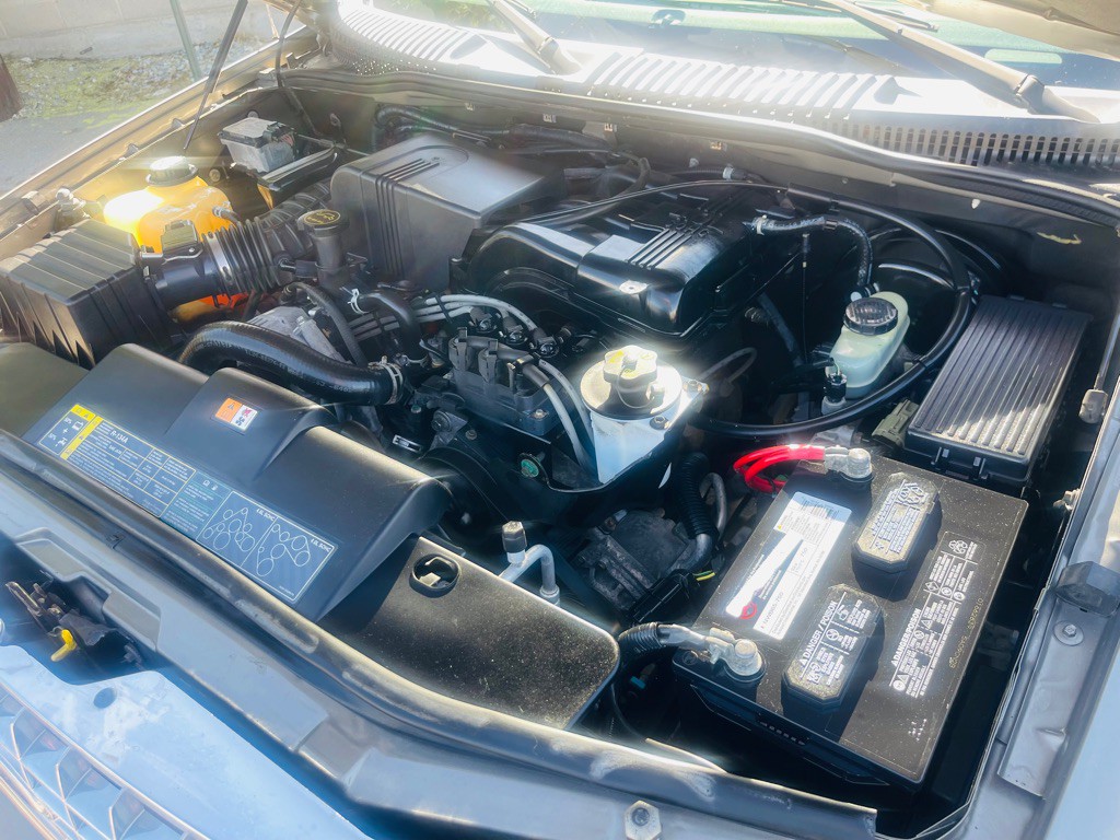 2003 Ford Explorer Image 28