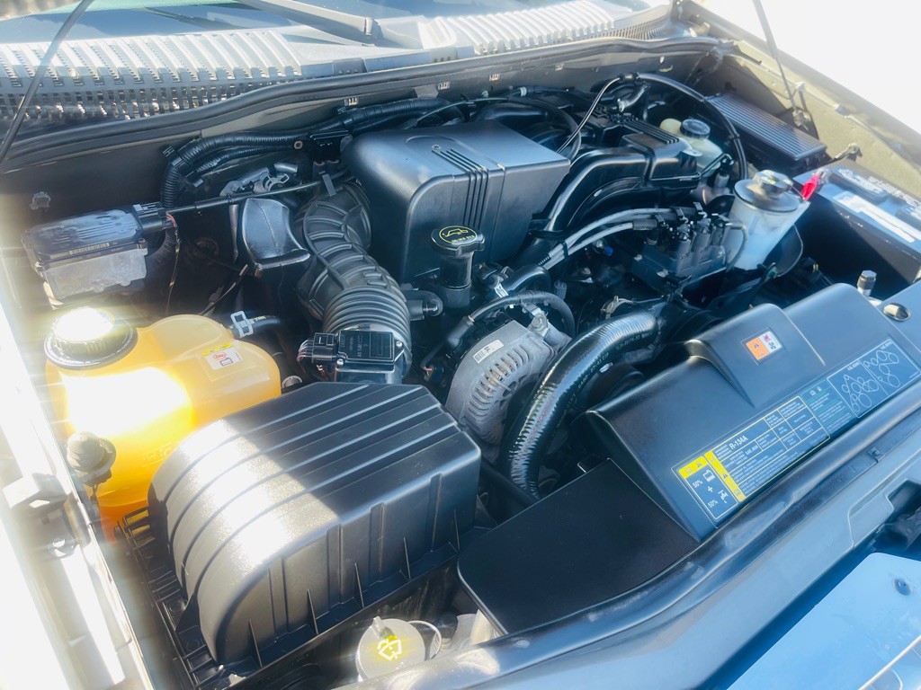 2003 Ford Explorer Image 29