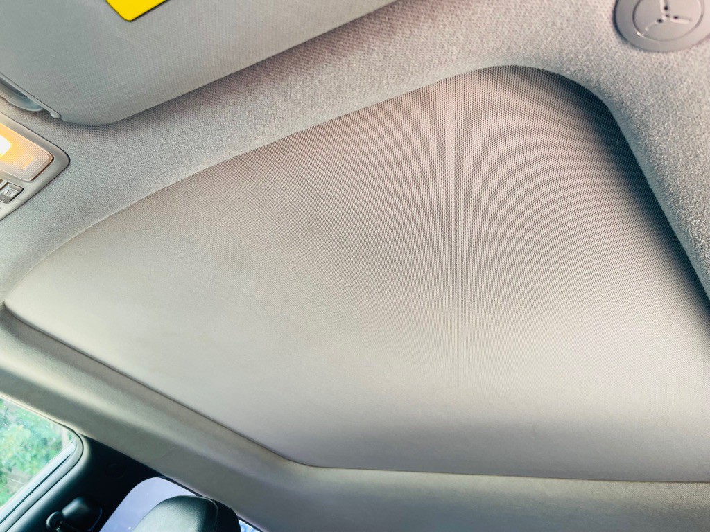 2013 Hyundai Veloster Image 17