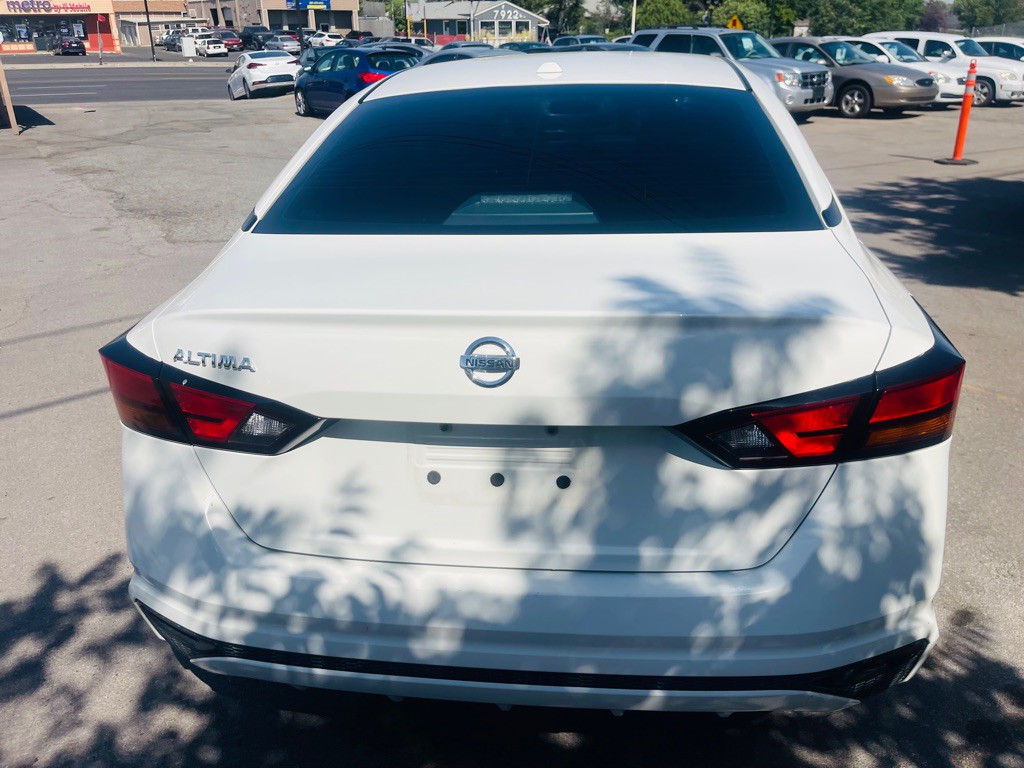 2020 Nissan Altima Image 6
