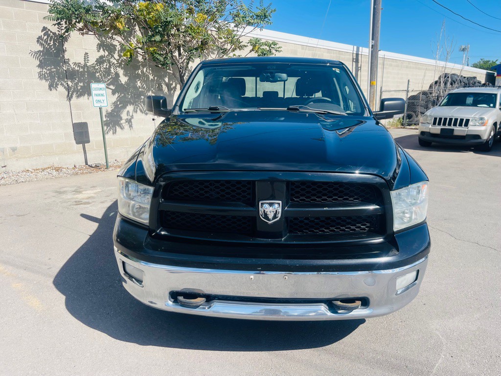 2012 RAM 1500 Image 2