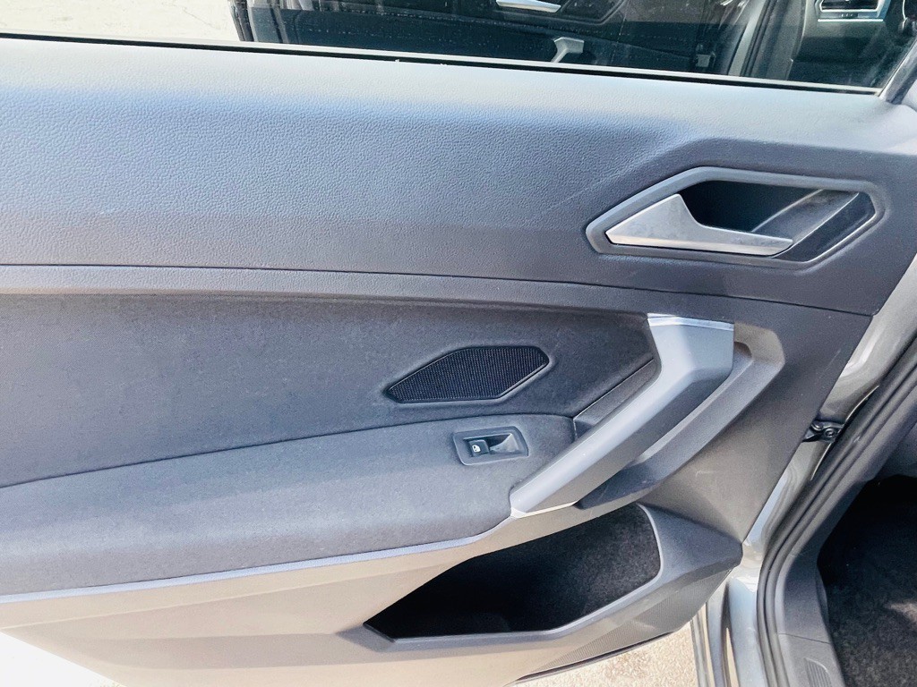 2020 Volkswagen Tiguan Image 17