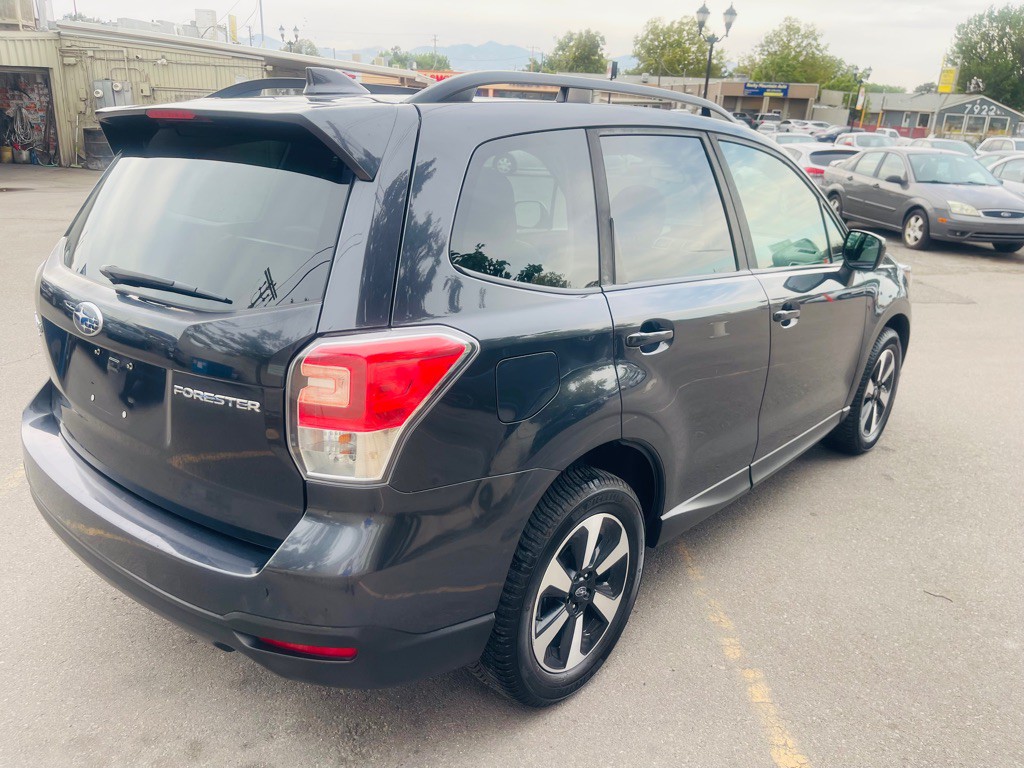2018 Subaru Forester Image 5