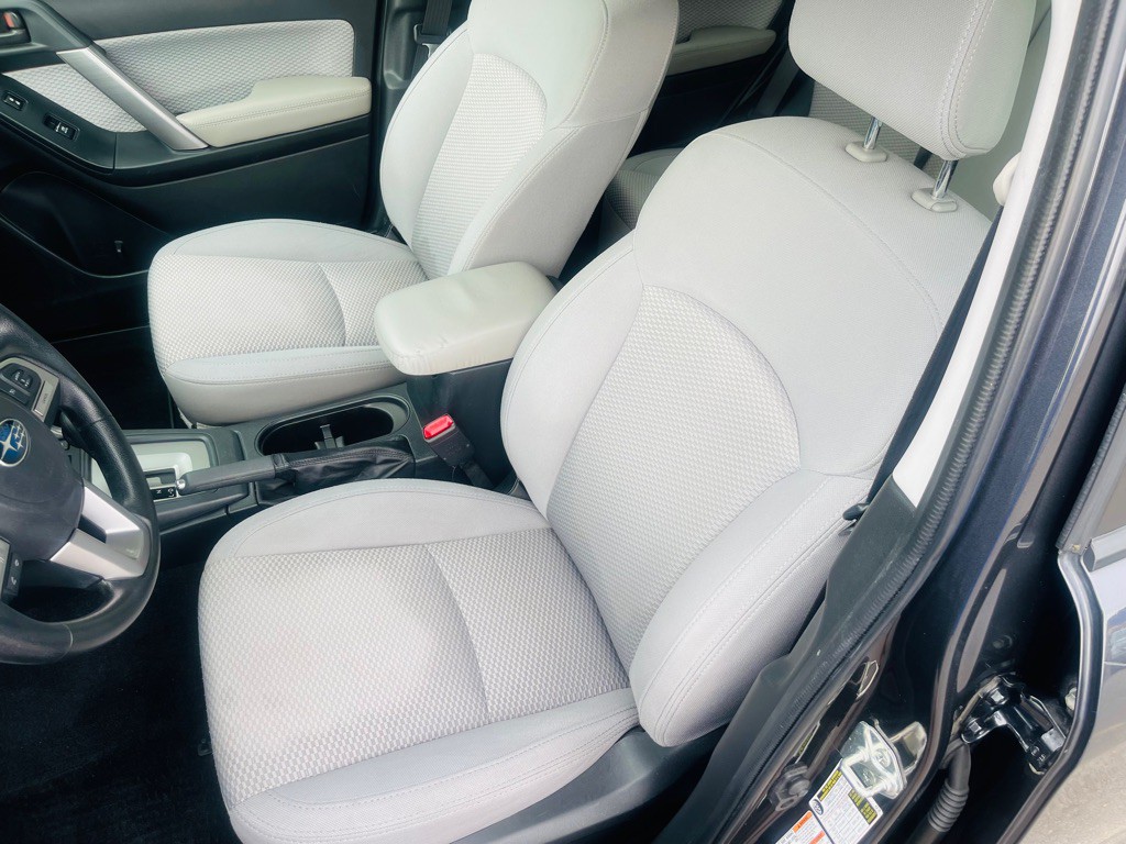 2018 Subaru Forester Image 9