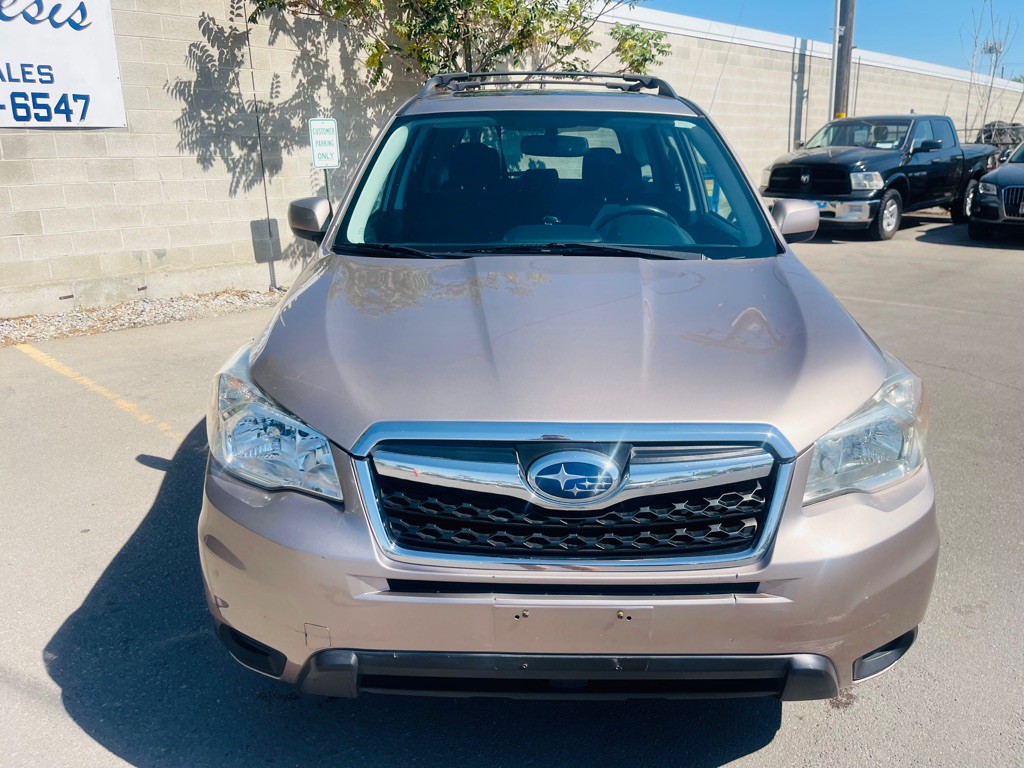 2015 Subaru Forester Image 2