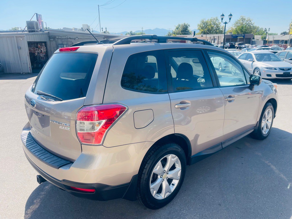 2015 Subaru Forester Image 5