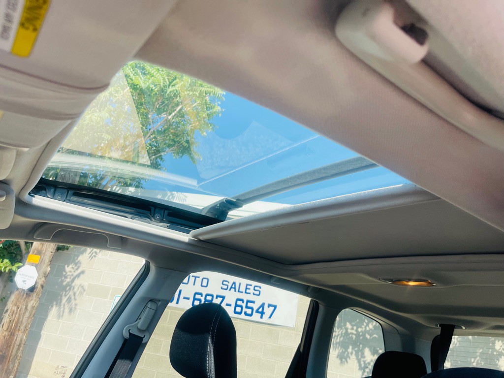 2015 Subaru Forester Image 16