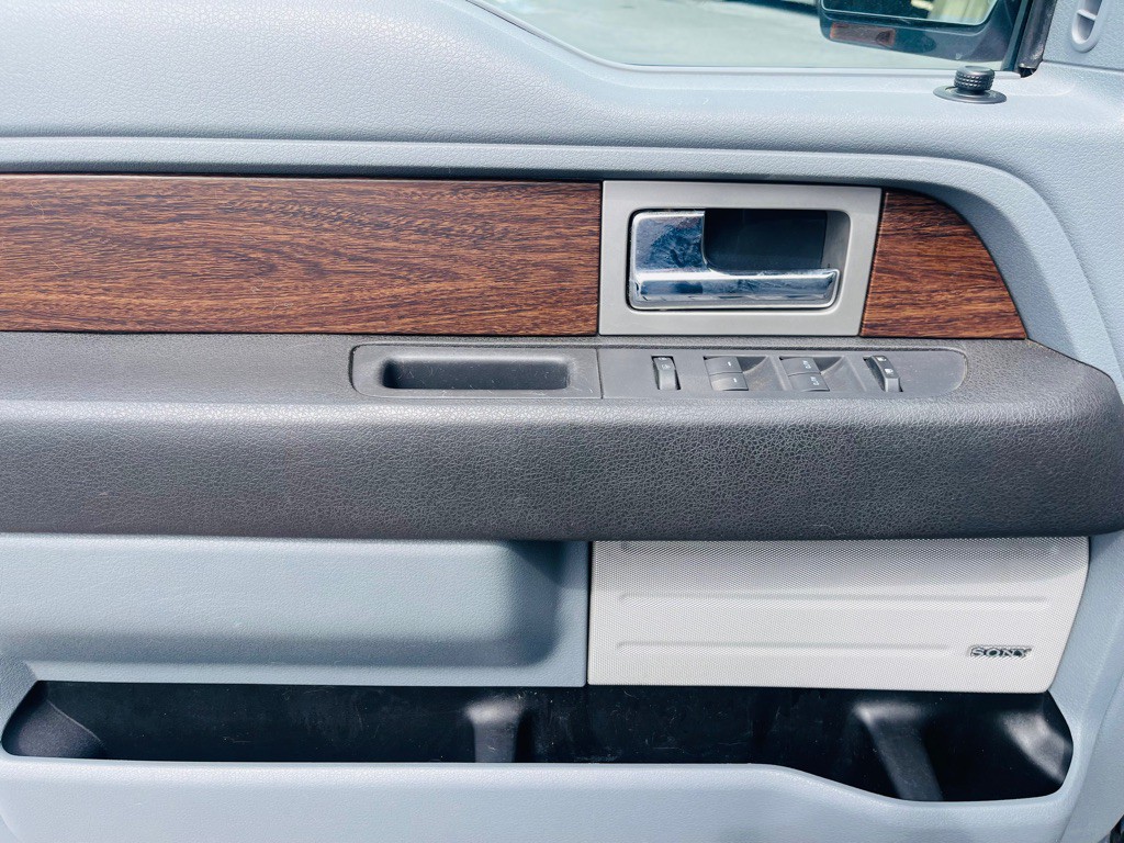 2013 Ford F-150 Image 9