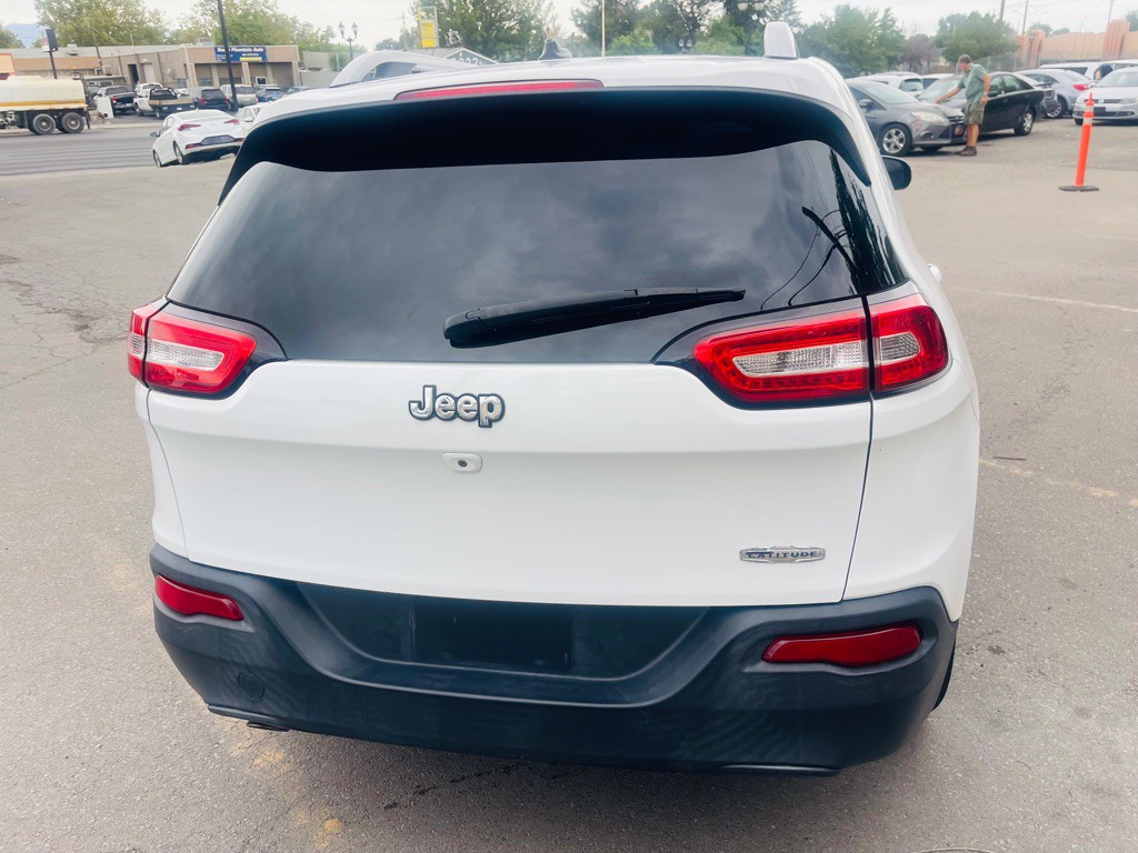 2015 Jeep Cherokee Image 6