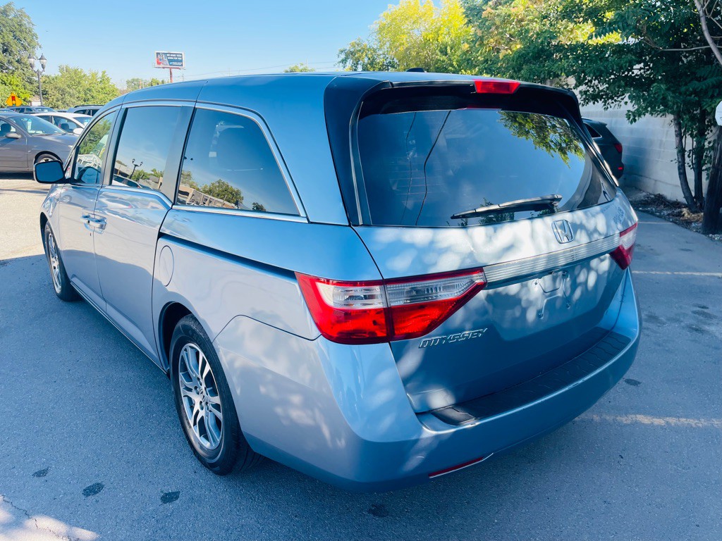 2013 Honda Odyssey Image 7