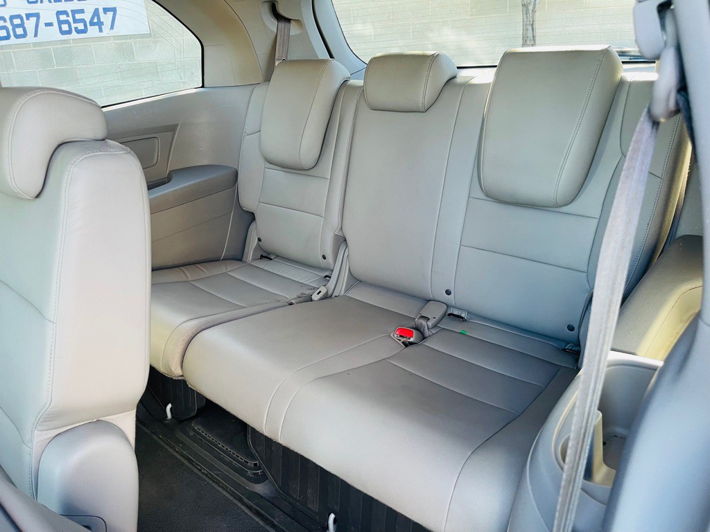 2013 Honda Odyssey Image 18