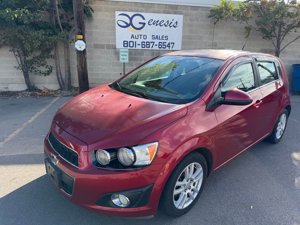 2013 Chevrolet Sonic Image 1