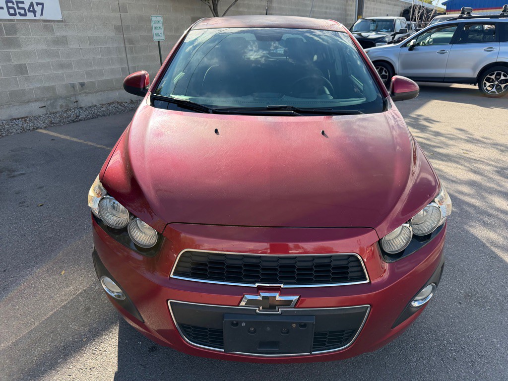 2013 Chevrolet Sonic Image 2