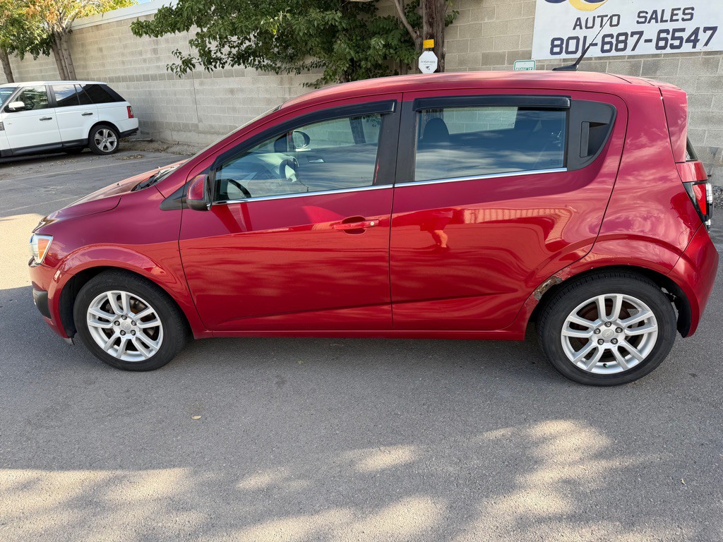 2013 Chevrolet Sonic Image 8