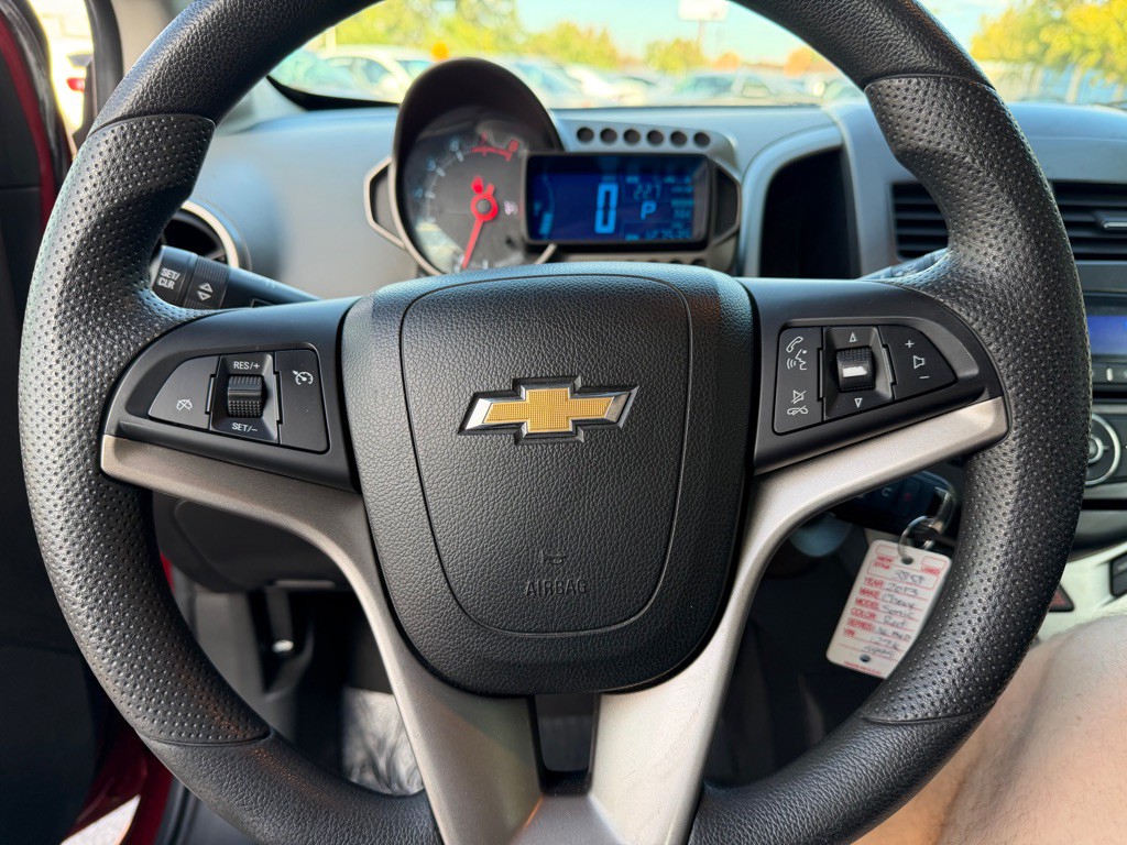2013 Chevrolet Sonic Image 11