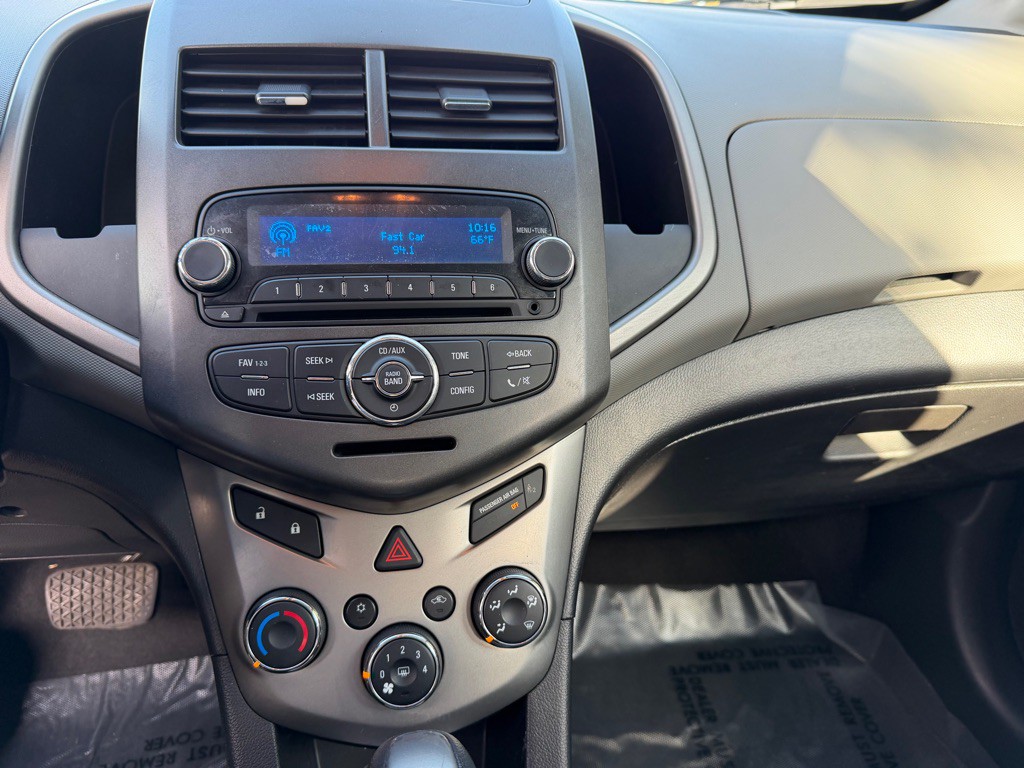 2013 Chevrolet Sonic Image 13