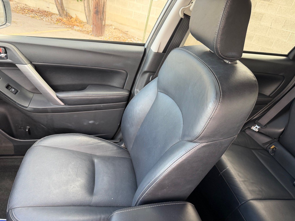 2014 Subaru Forester Image 11