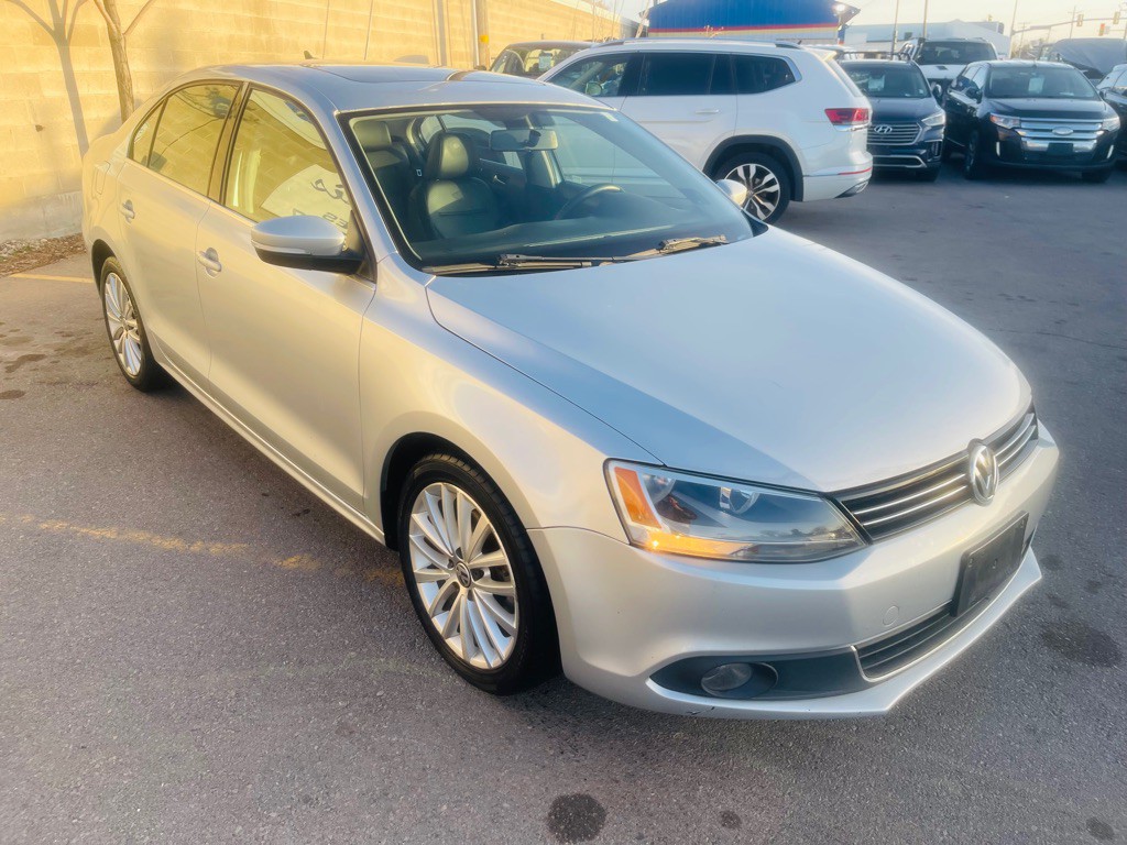 2013 Volkswagen Jetta Image 3