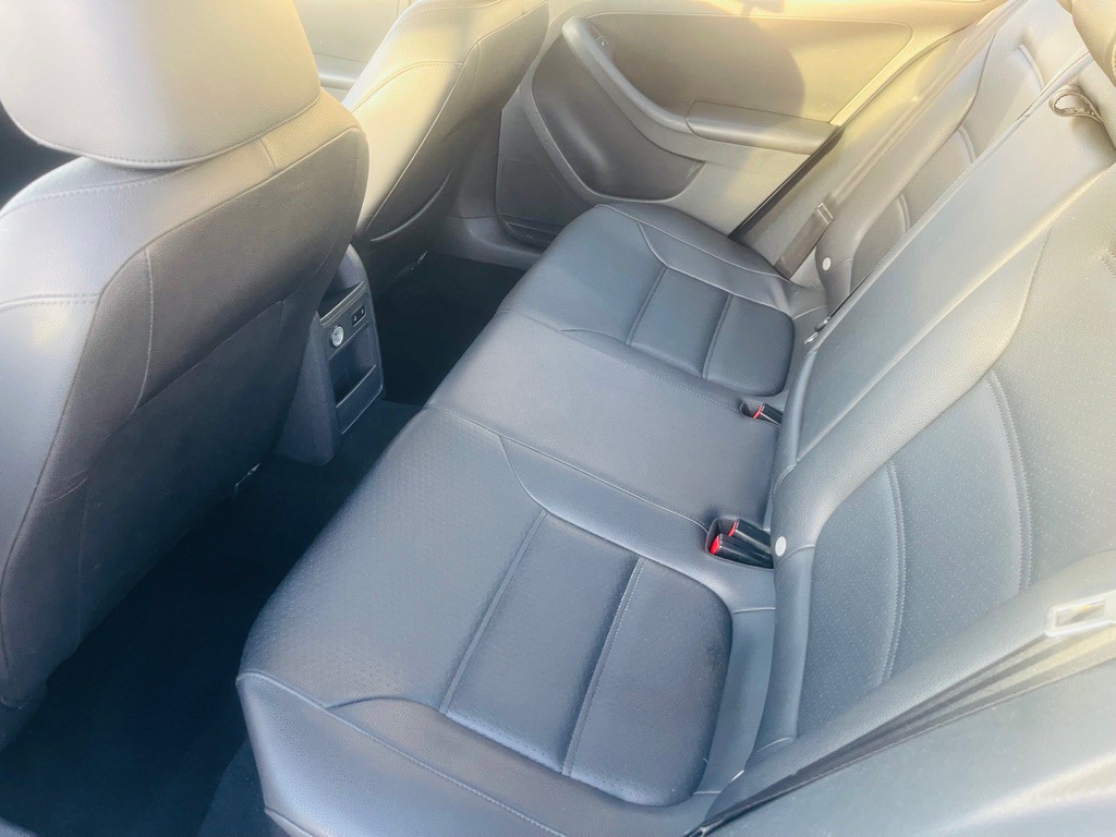2013 Volkswagen Jetta Image 18