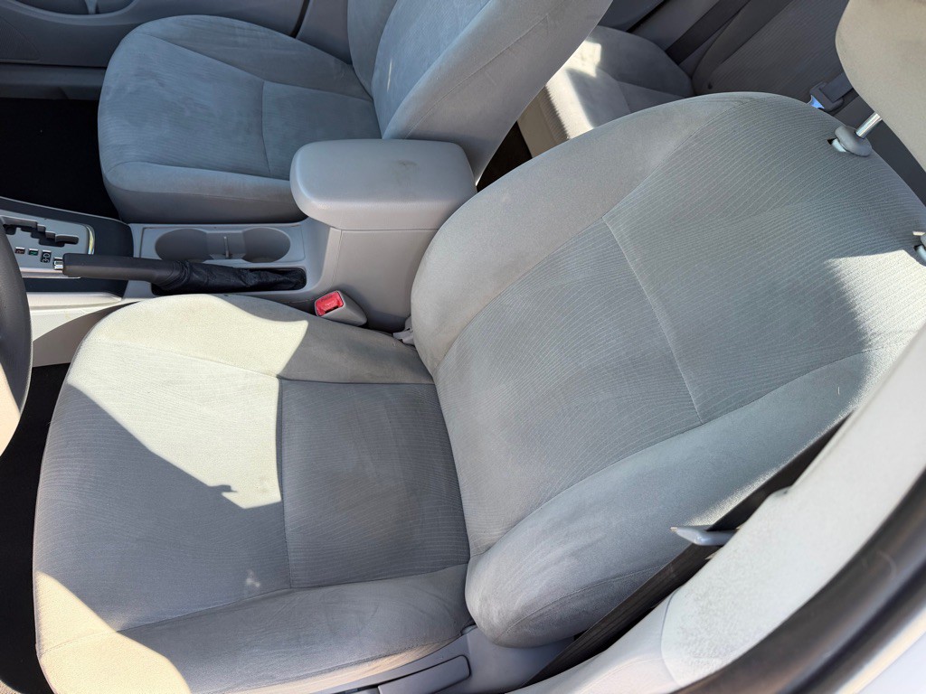 2010 Toyota Corolla Image 10
