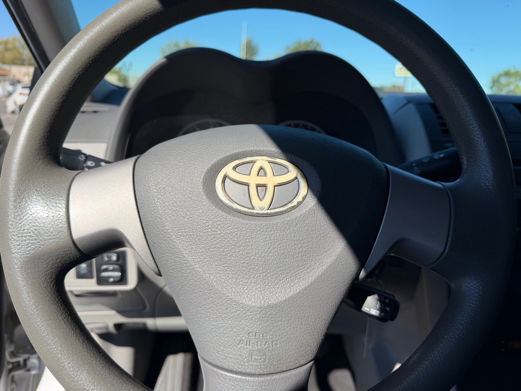 2010 Toyota Corolla Image 12