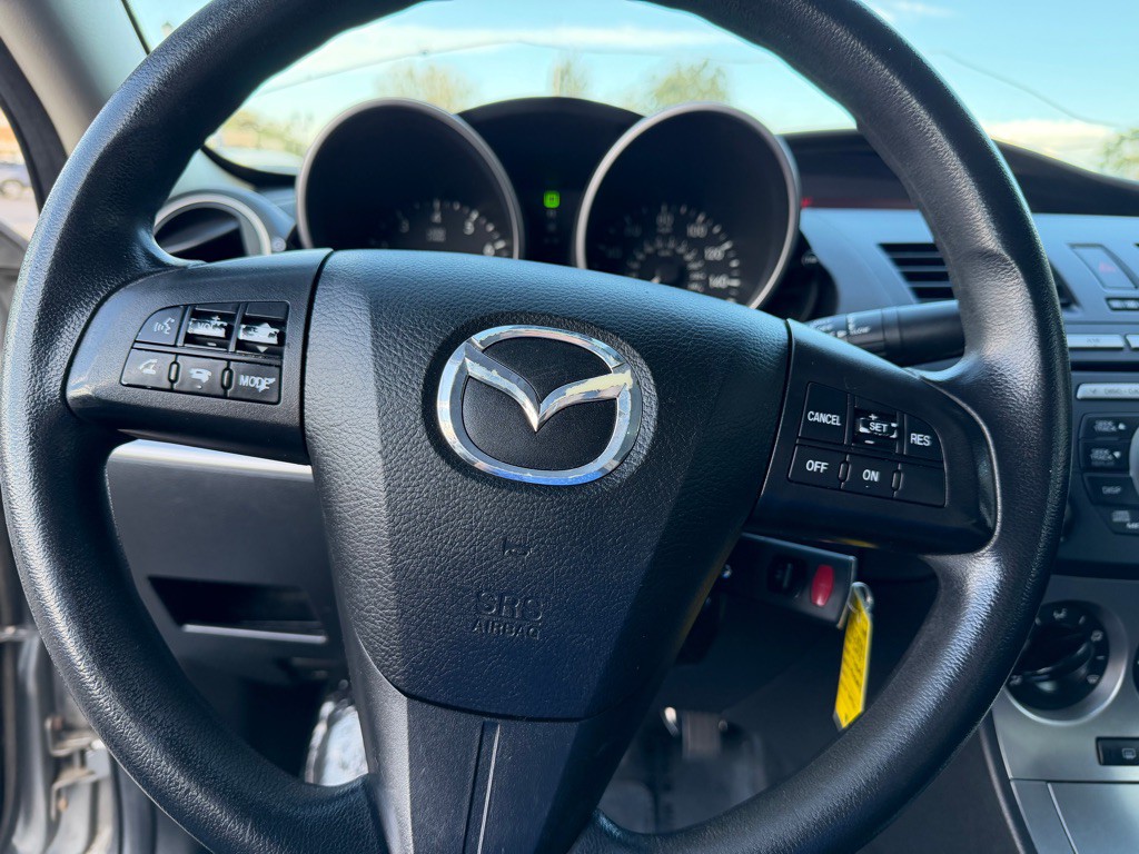 2010 Mazda Mazda3 Image 12