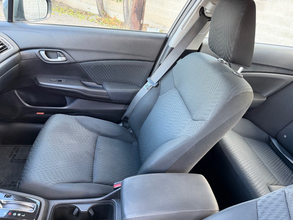 2015 Honda Civic Image 11