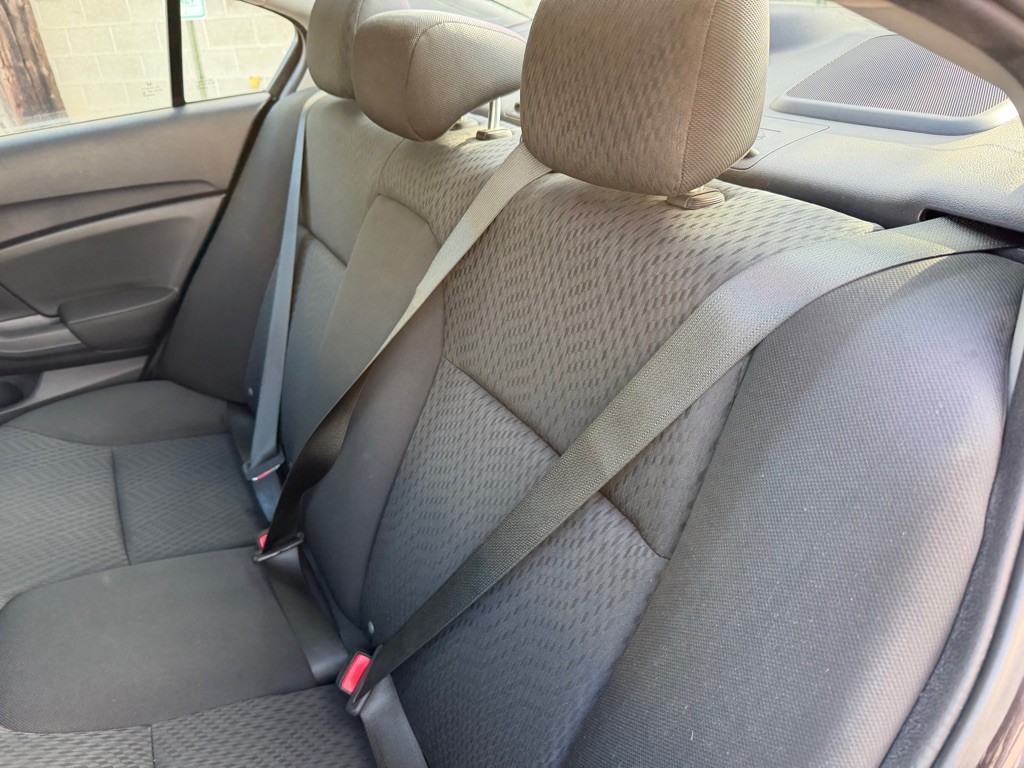 2015 Honda Civic Image 17